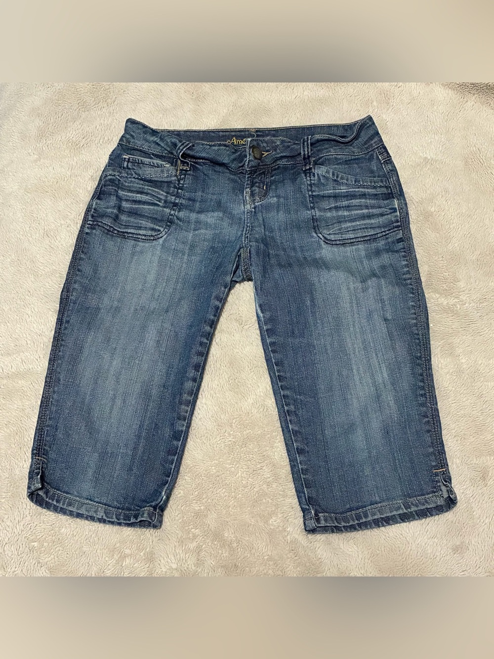 American Eagle Outfitters Blue Cropped Denim Jeans